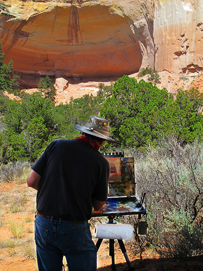 photo of John Hulsey painting at Echo Amphitheater